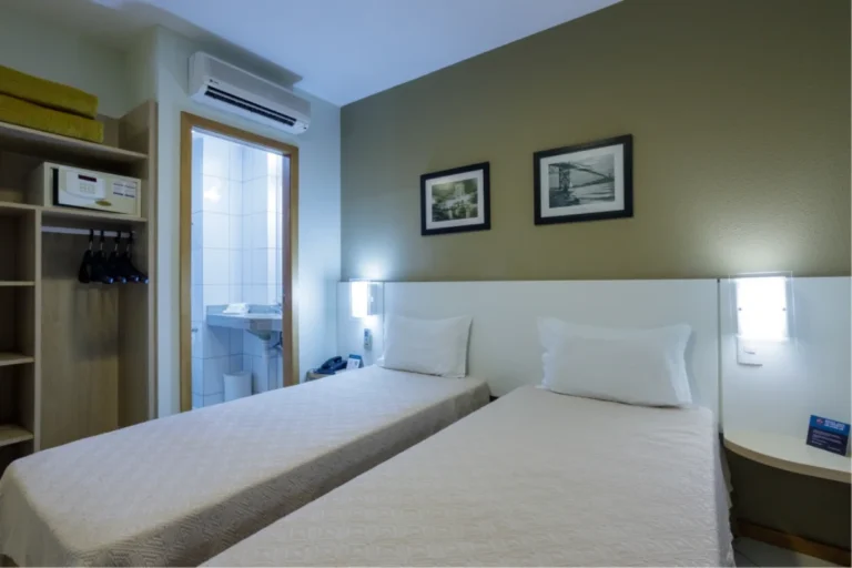 standardtwin1-1024x683